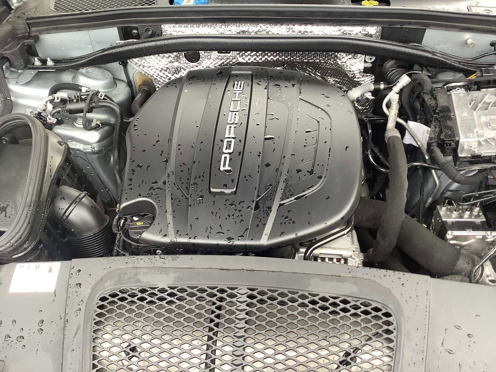 Used 2021 Porsche Macan image 10