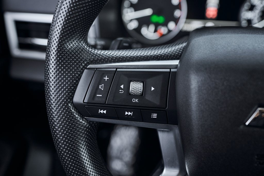 Used 2025 Mitsubishi Outlander ES image 42