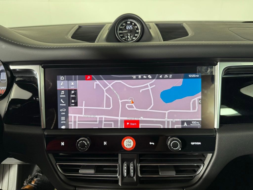 New 2025 Porsche Macan Turbo image 32