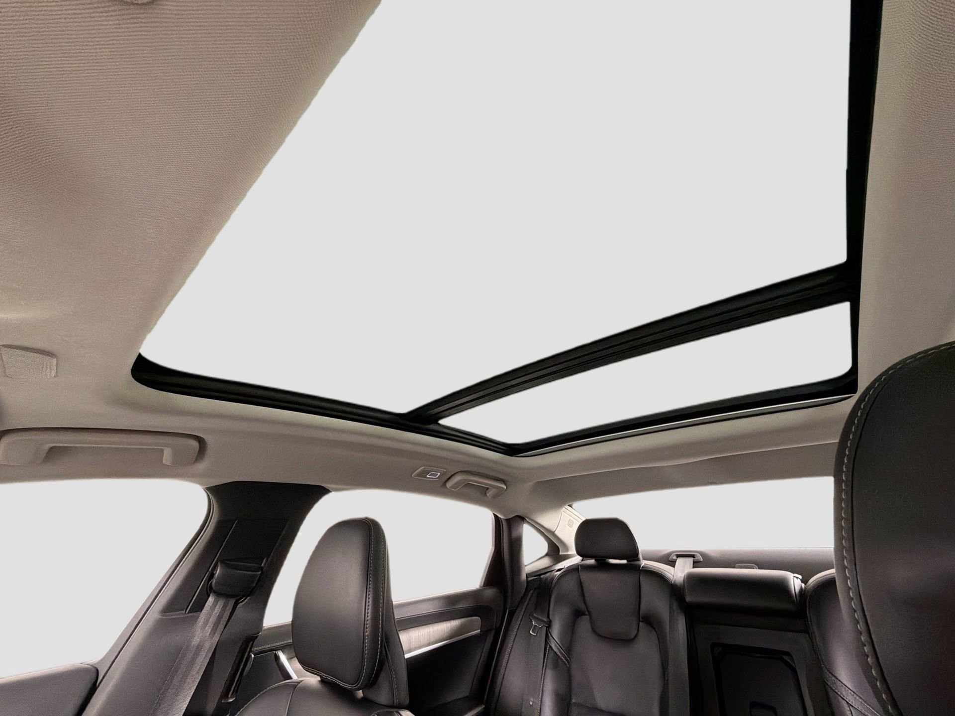 Used 2023 Volvo S90 B6 Ultimate w/ Protection Package Premier image 23