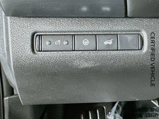 Certified 2025 Nissan Pathfinder SL AWD/4WD image 12