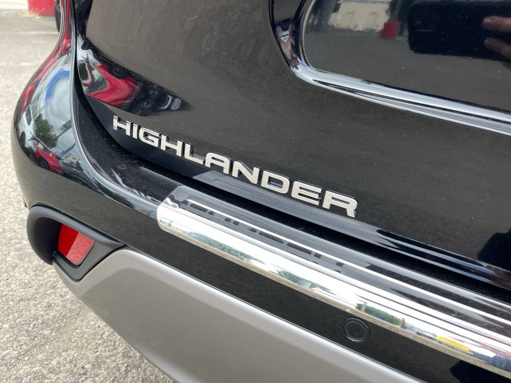 New 2026 Toyota Highlander Platinum AWD/4WD image 8