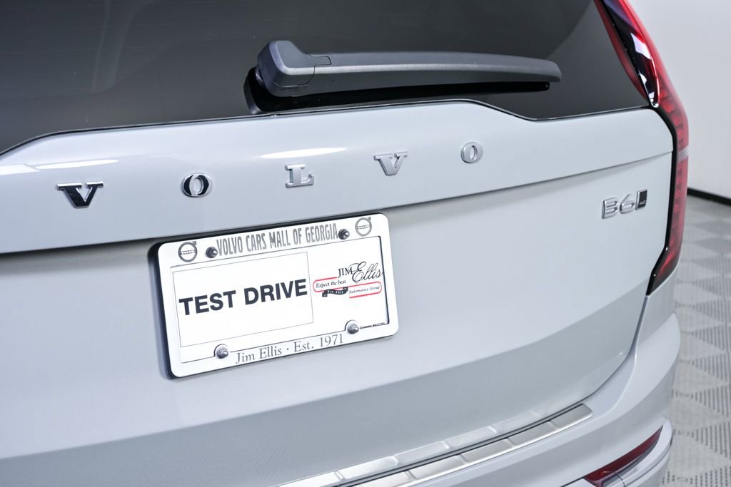 Certified 2026 Volvo XC90 B6 Plus w/ Protection Package Premier image 39