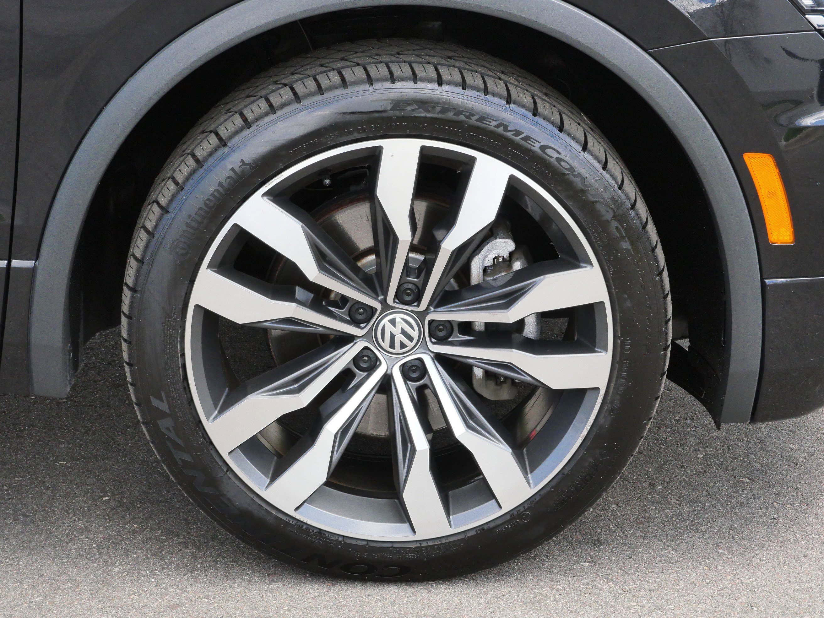 Used 2021 Volkswagen Tiguan SEL Premium R-Line AWD/4WD image 15