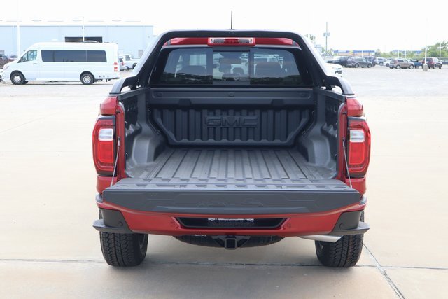 New 2025 GMC Canyon AT4 w/ Nightfall Edition image 30