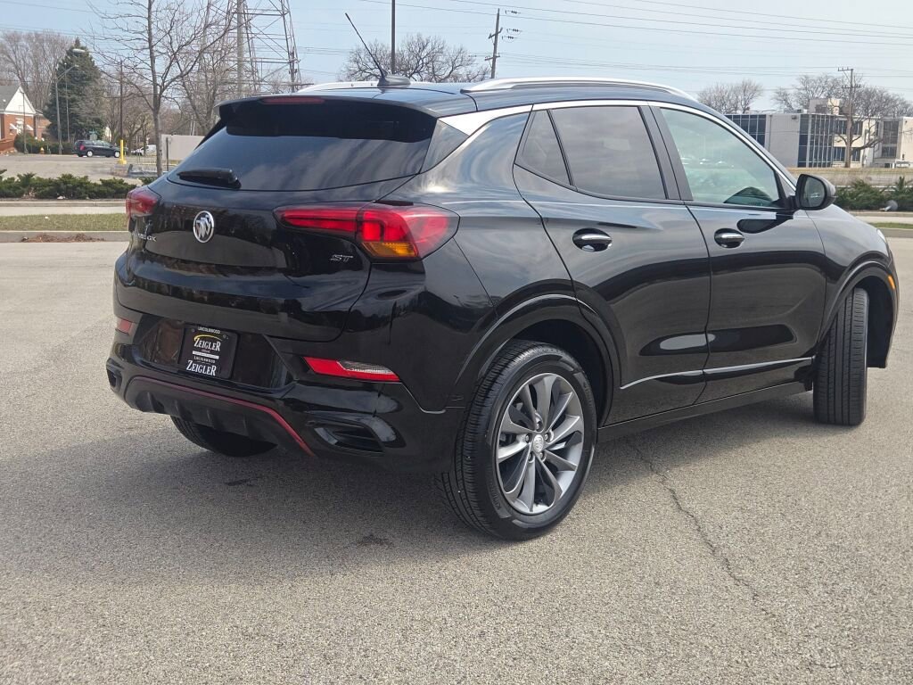 Used 2023 Buick Encore GX Select w/ Sport Touring Package image 11