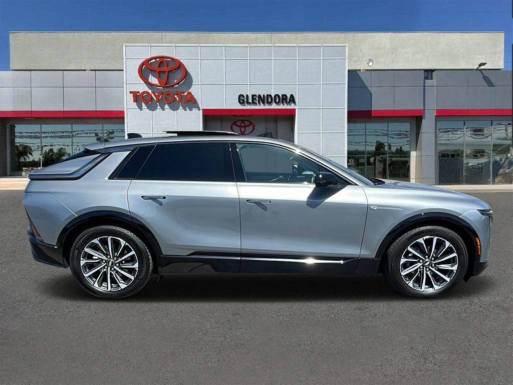 Used 2024 Cadillac Lyriq Sport w/ Nappa Leather Package AWD/4WD video 2
