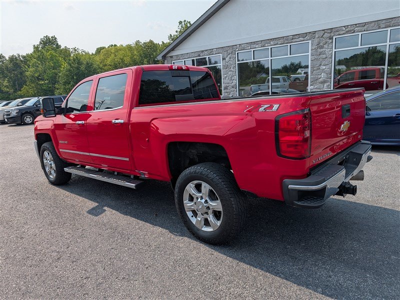 Used 2019 Chevrolet Silverado 2500 LTZ w/ Duramax Plus Package AWD/4WD image 5