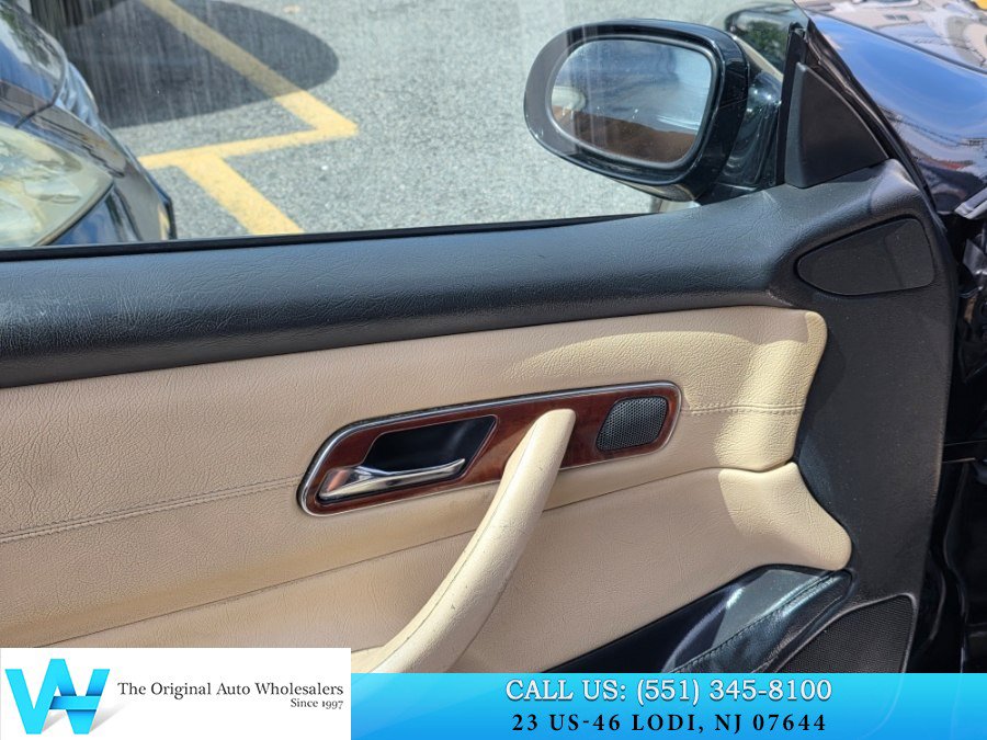 Used 2001 Mercedes-Benz SLK 320 image 12