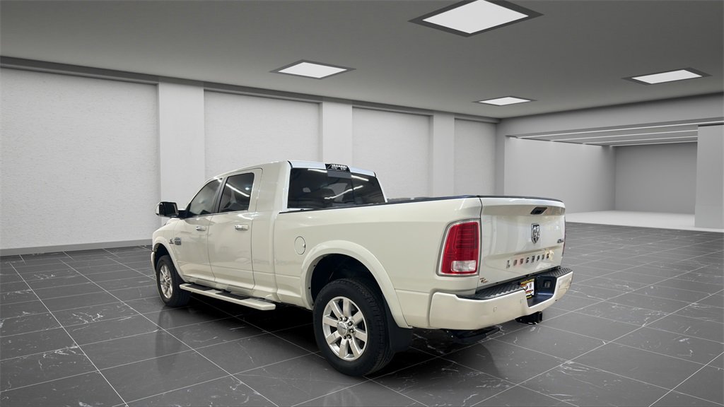 Used 2018 RAM 3500 Laramie Longhorn image 11