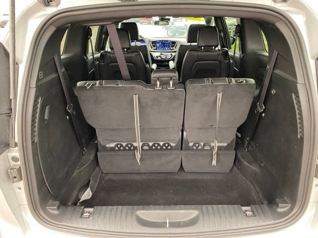 Used 2026 Chrysler Pacifica Select FWD image 17