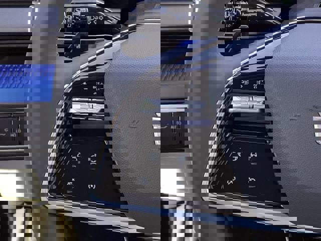 New 2026 Cadillac Optiq Luxury 2 image 12