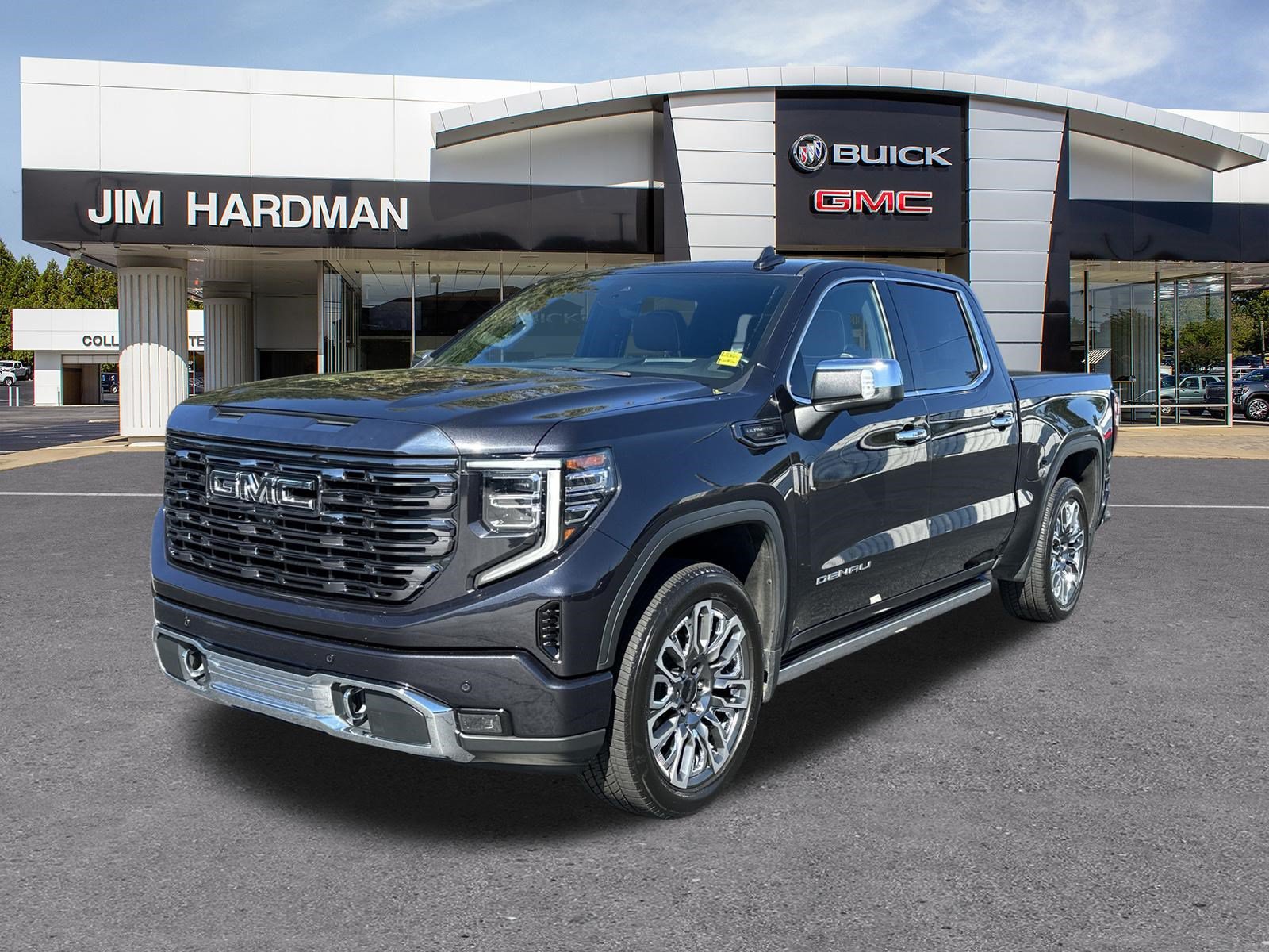 Used 2023 GMC Sierra 1500 Denali Ultimate AWD/4WD image 3
