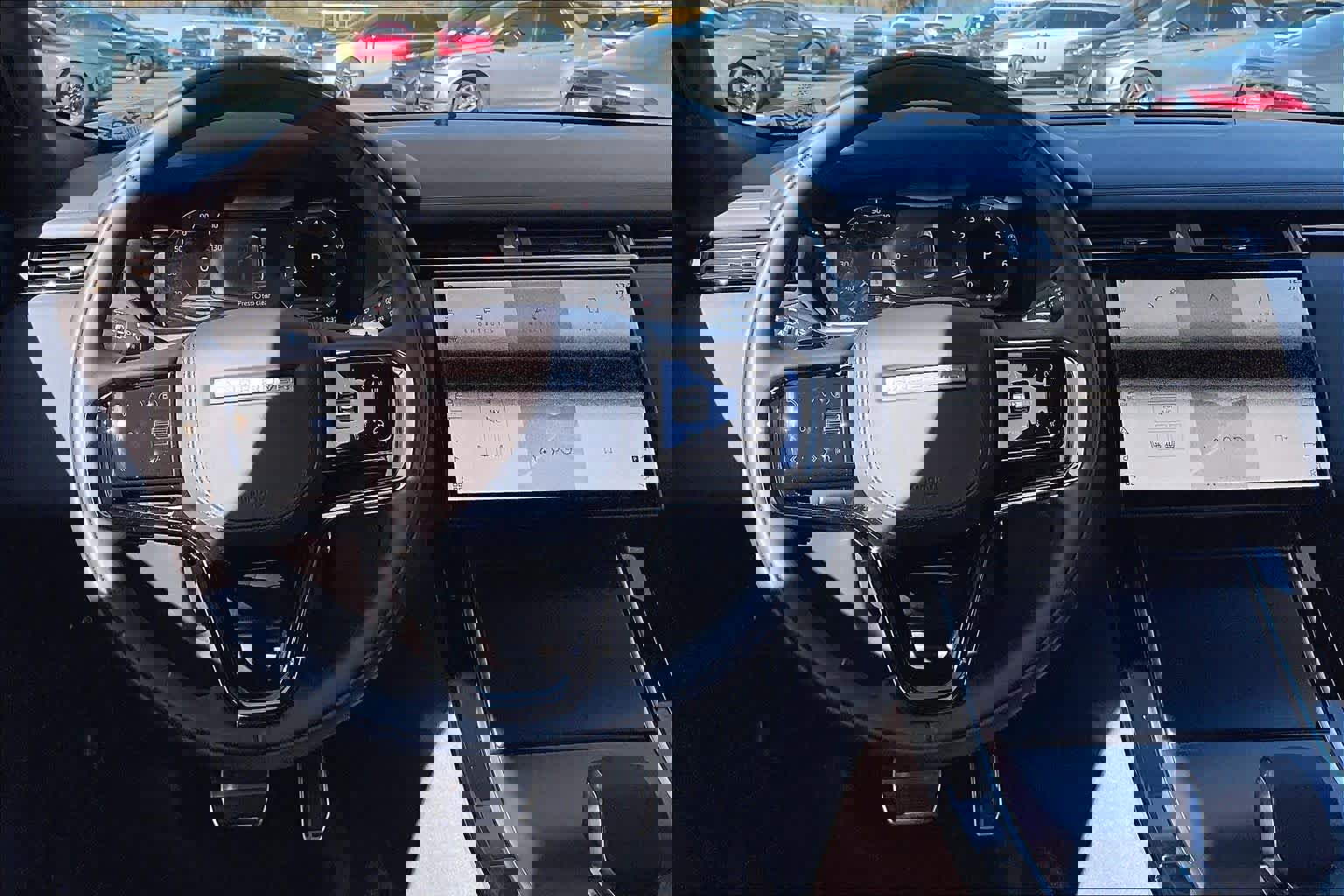 New 2026 Land Rover Range Rover Velar Dynamic SE image 15