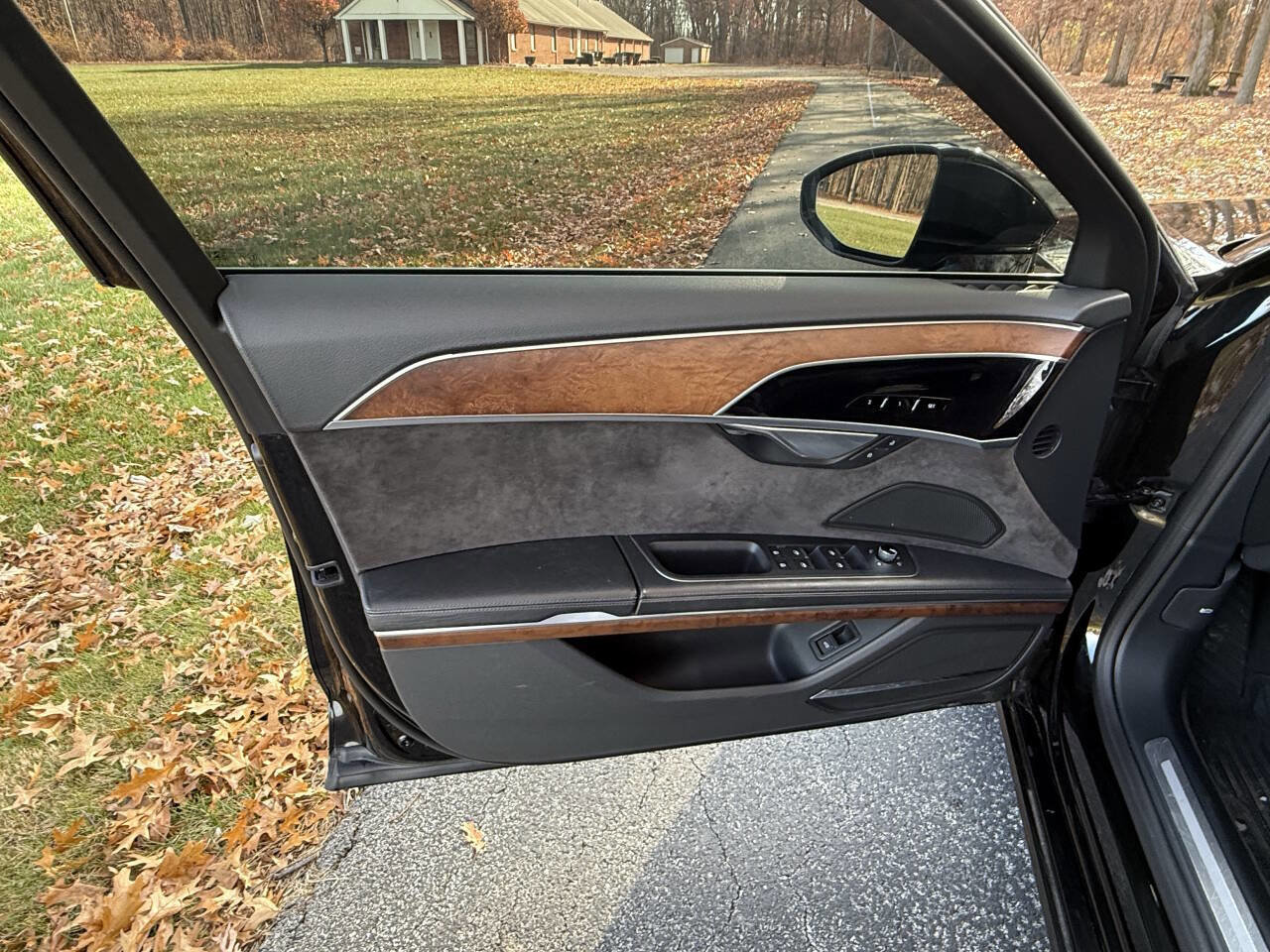 Used 2019 Audi A8 L 3.0T w/ Executive Package image 12