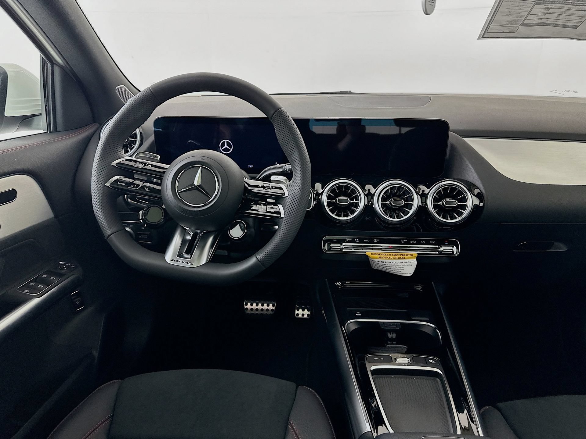 New 2026 Mercedes-Benz GLA 35 AMG 4MATIC image 24