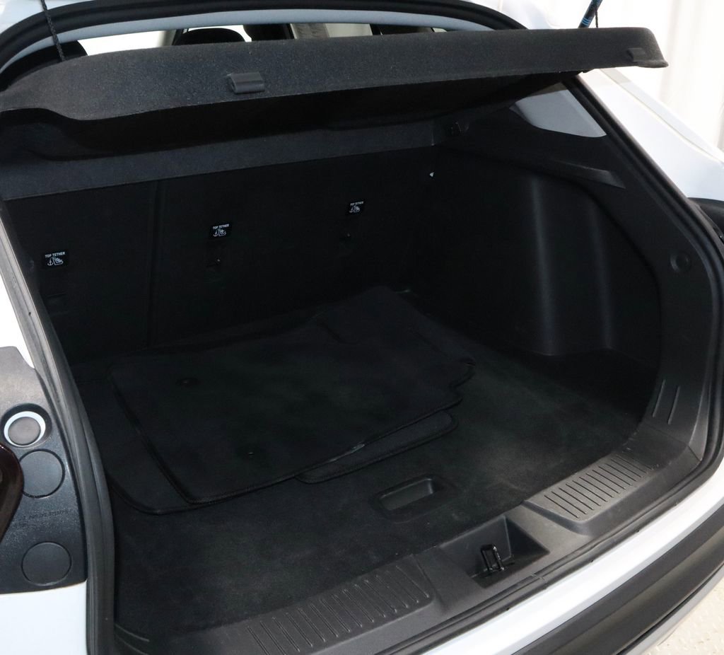 Used 2024 Chevrolet Trax LT image 12