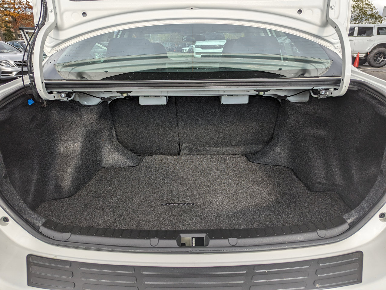 Used 2012 Toyota Corolla S image 31