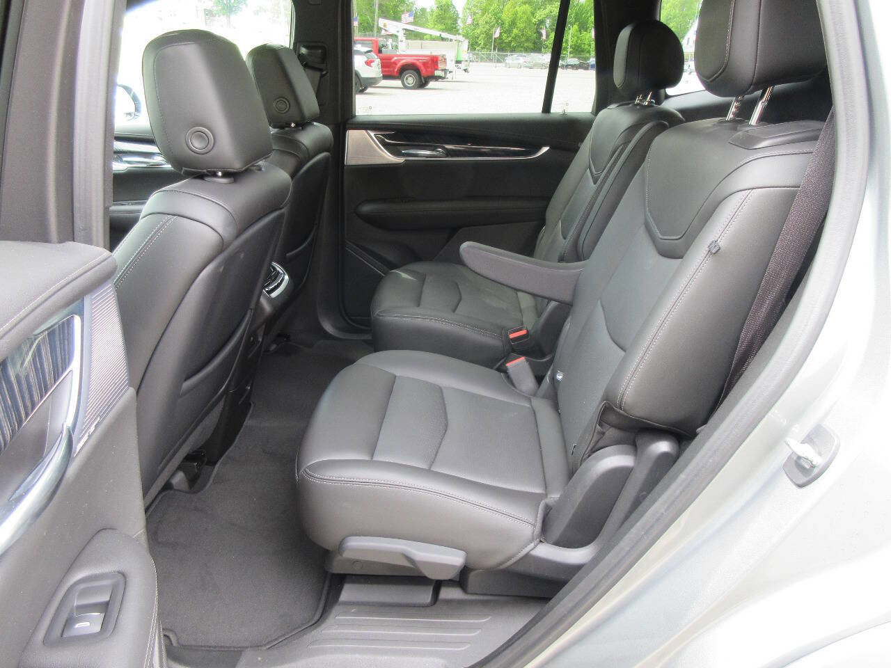 Used 2023 Cadillac XT6 Premium Luxury AWD/4WD image 14