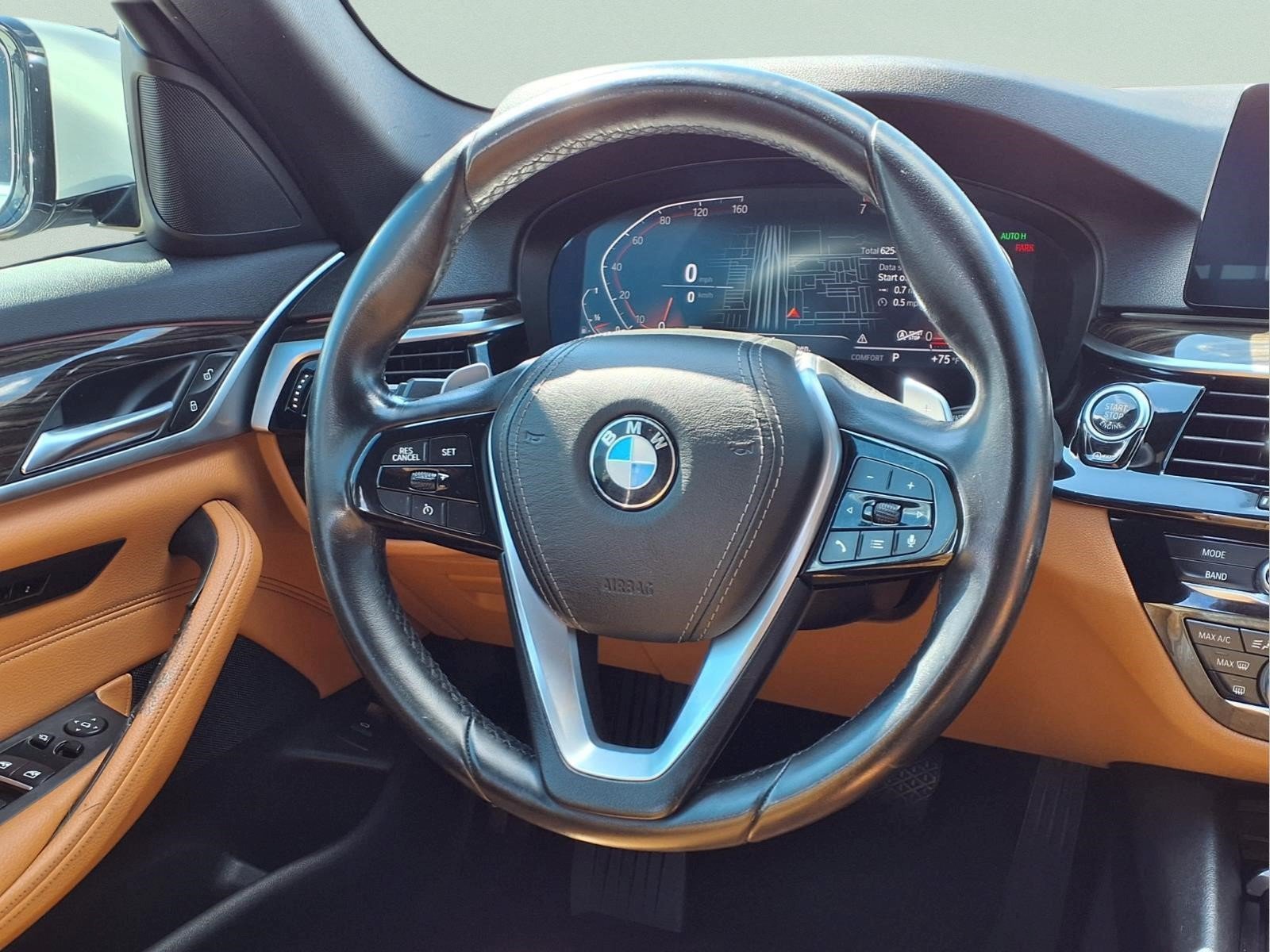Used 2020 BMW 530i w/ Convenience Package RWD image 14