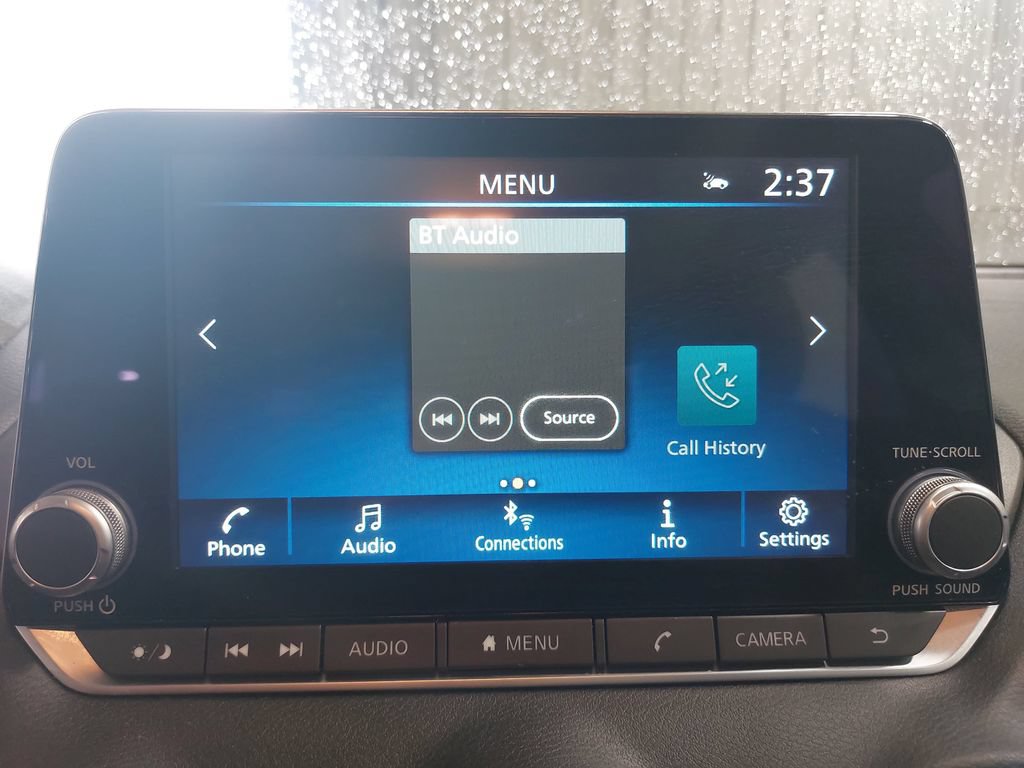 Certified 2025 Nissan Sentra SV FWD image 21