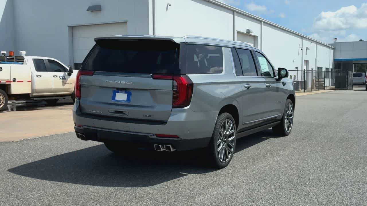 New 2026 GMC Yukon XL Denali Ultimate w/ LPO, Floor Liner Package AWD/4WD image 8
