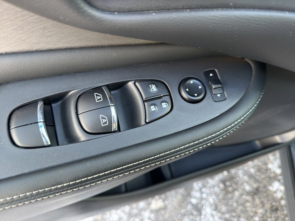 Certified 2024 Nissan Murano SL image 12