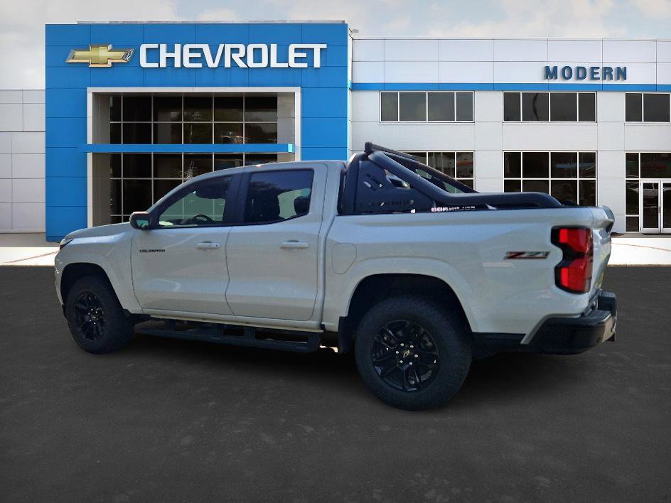 New 2025 Chevrolet Colorado Z71 w/ Midnight Edition image 3