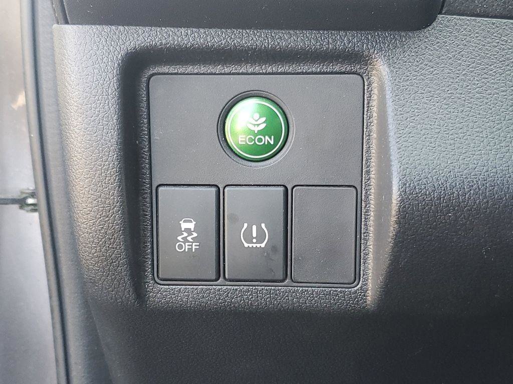 Used 2021 Honda HR-V LX image 14