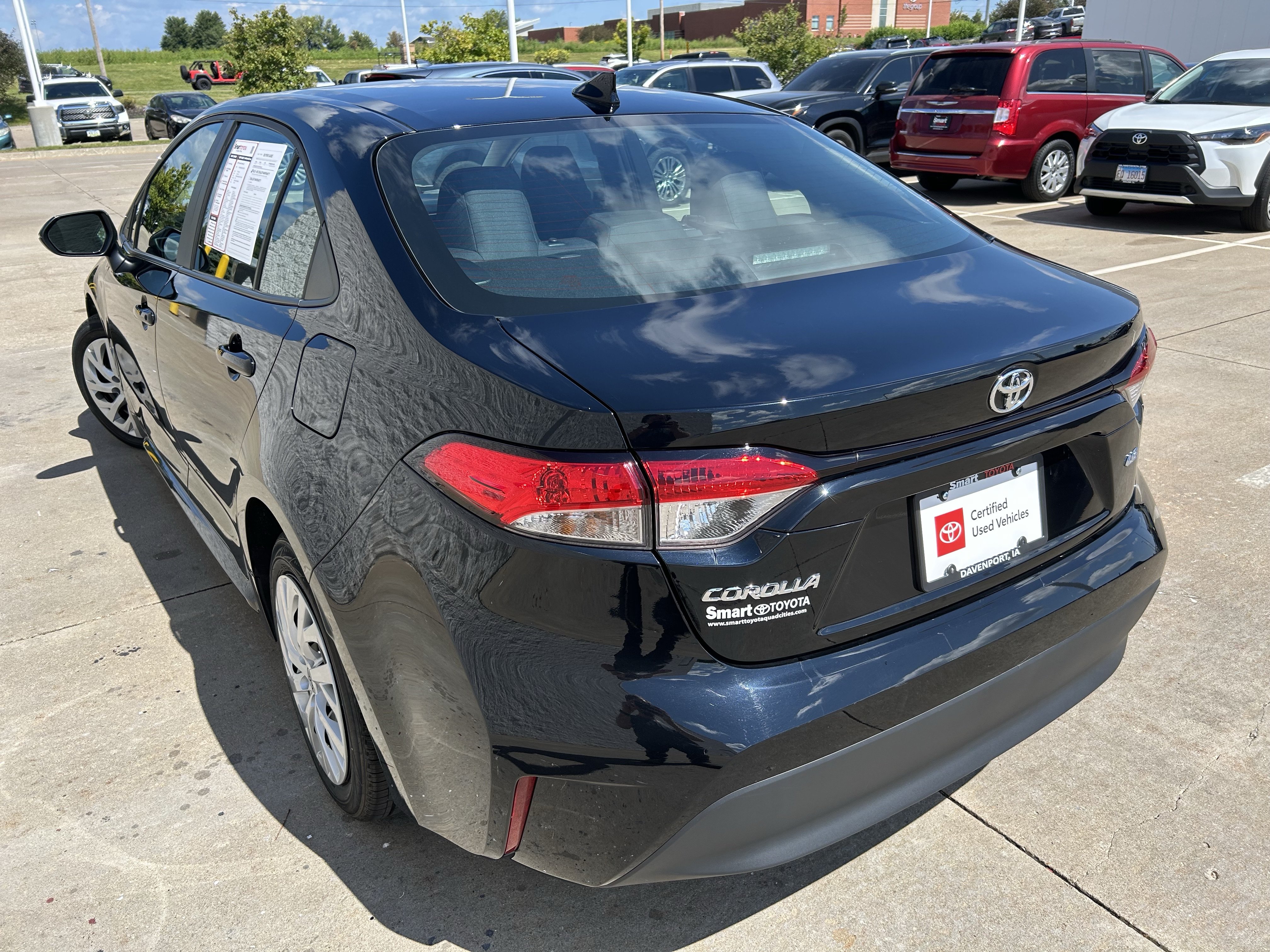 Certified 2025 Toyota Corolla LE FWD image 5