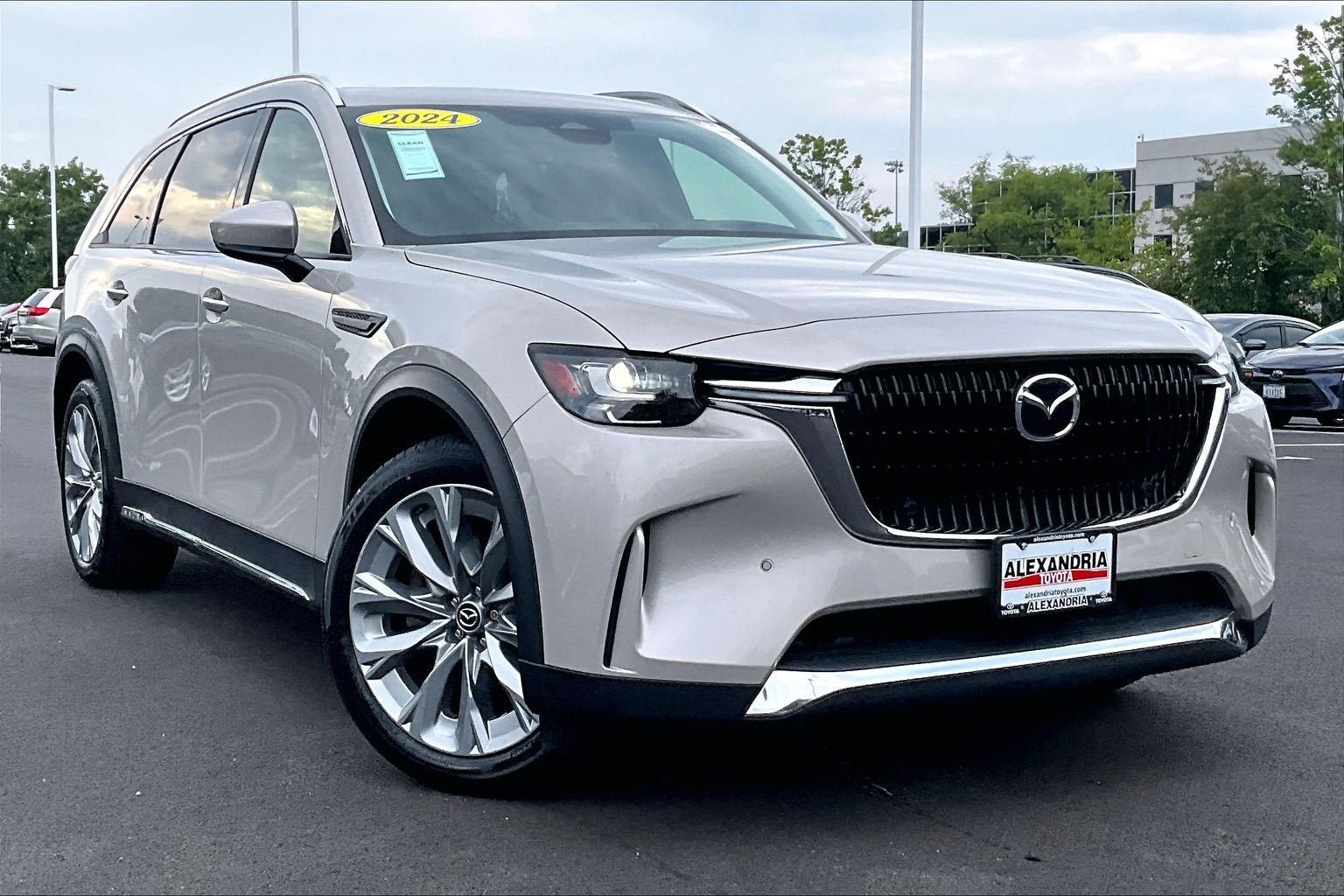Used 2024 MAZDA CX-90 3.3 Turbo w/ Premium Package AWD/4WD image 2