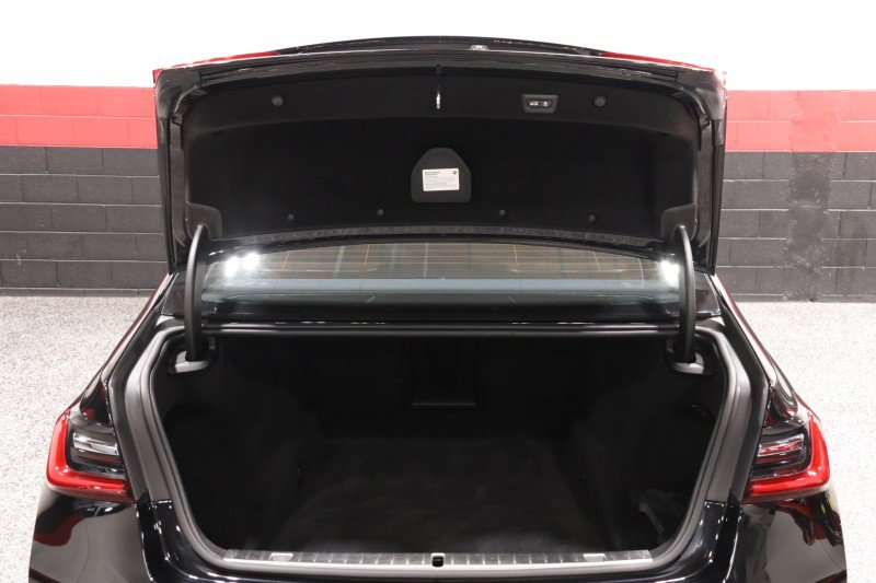 Used 2020 BMW 750i xDrive w/ Executive Package AWD/4WD image 31