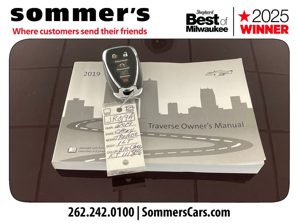 Used 2019 Chevrolet Traverse LT w/ LPO, Black Accent Package image 24