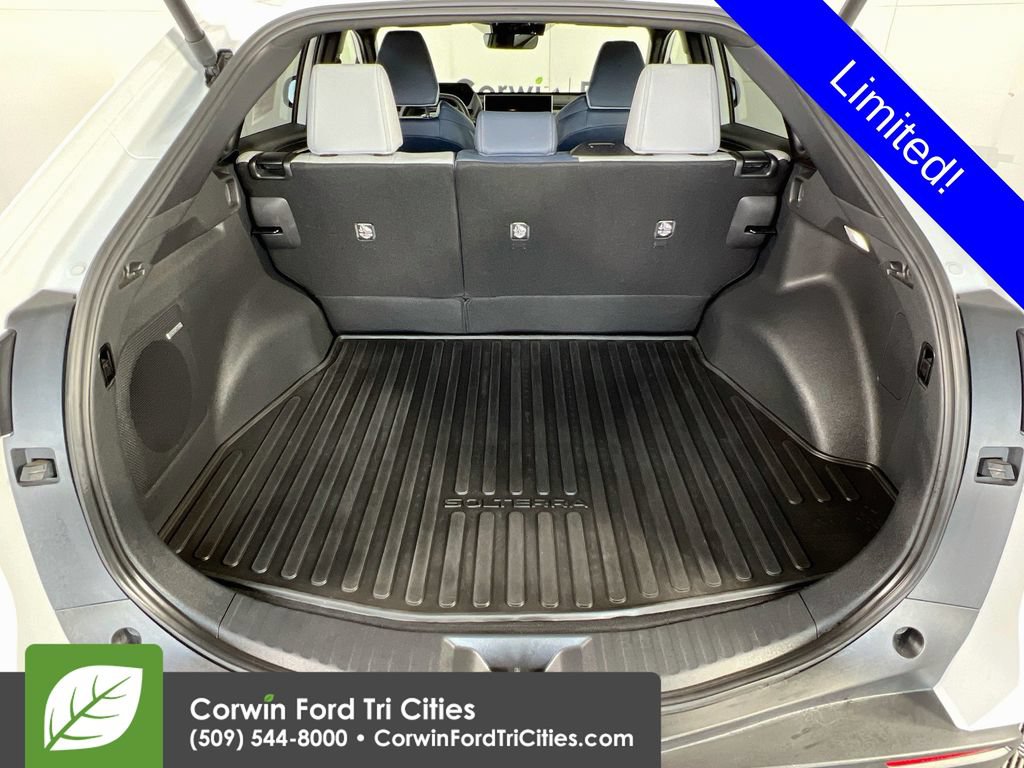 Used 2024 Subaru Solterra AWD/4WD image 15