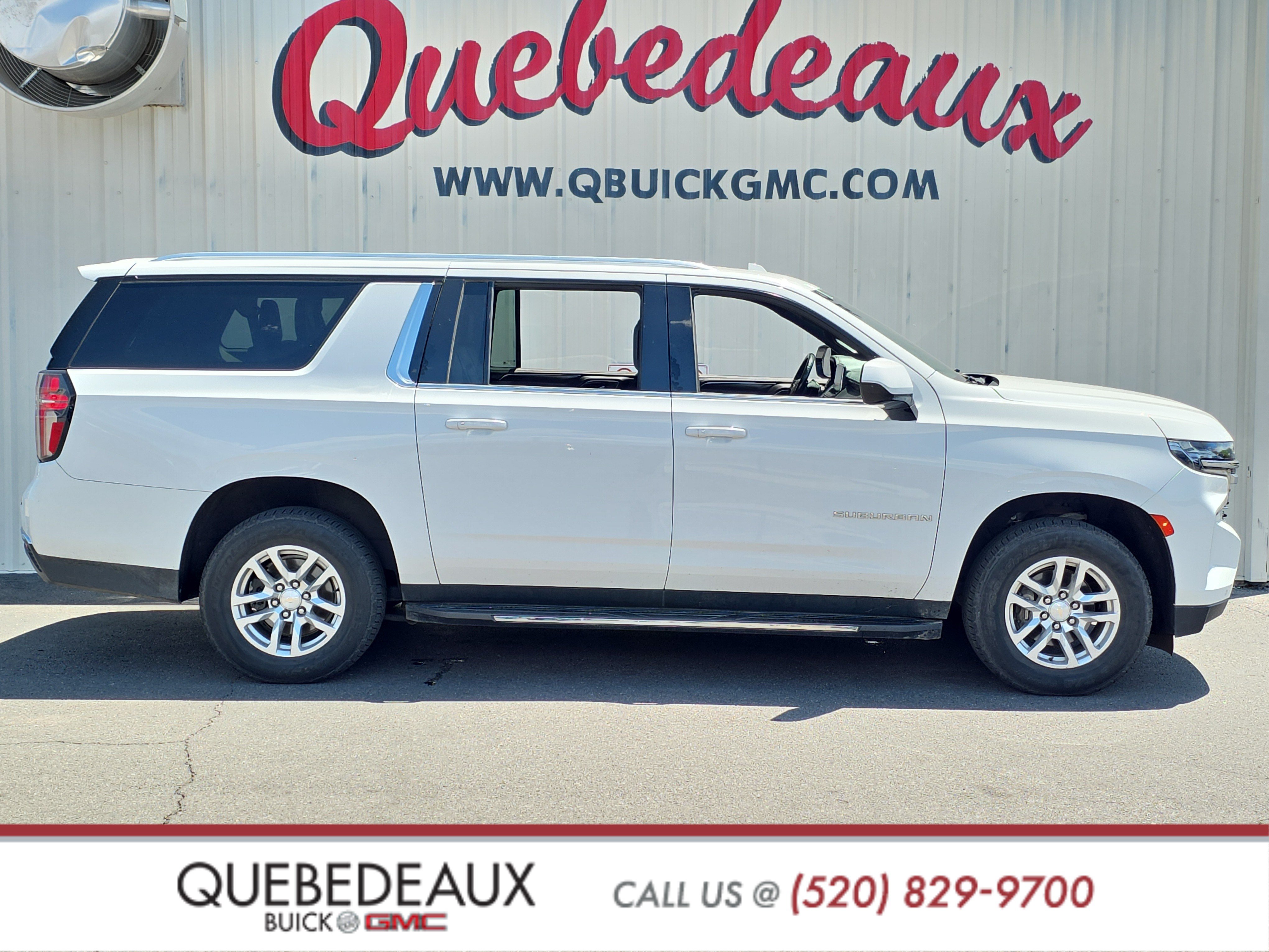 Used 2022 Chevrolet Suburban LT RWD image 7