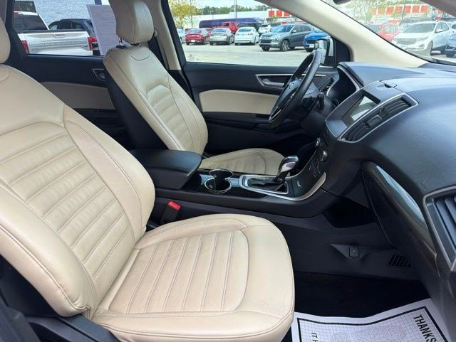 Used 2018 Ford Edge SEL w/ Equipment Group 201A FWD image 21