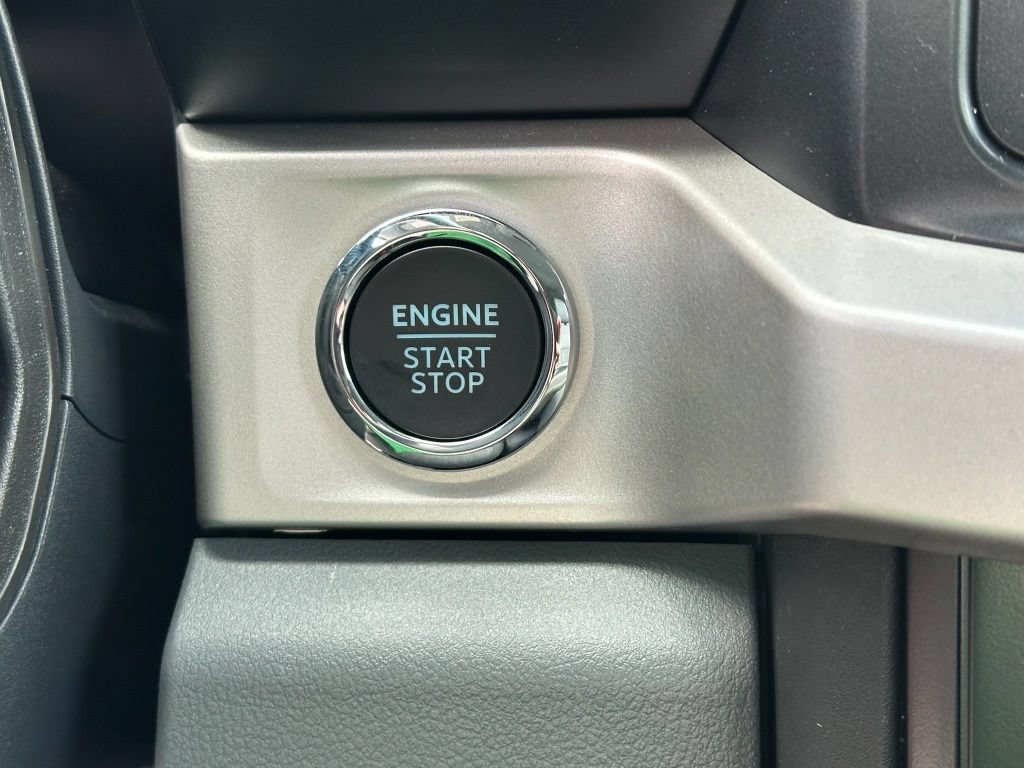 New 2026 Ford F250 XLT w/ XLT Premium Package AWD/4WD image 10