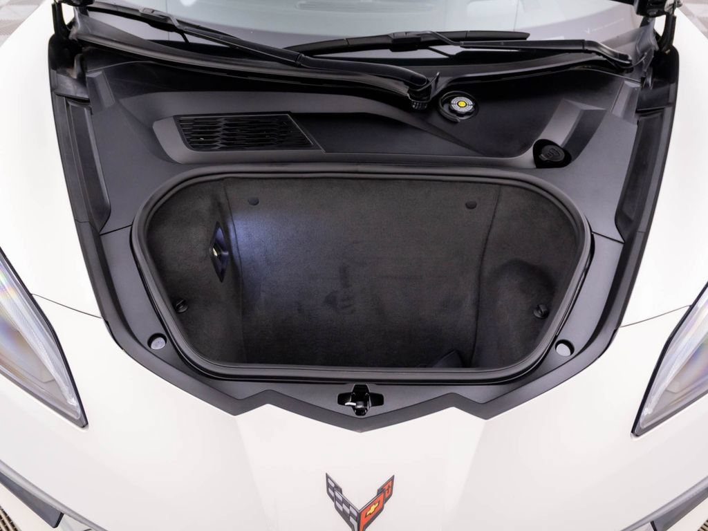 Used 2024 Chevrolet Corvette Stingray Premium Cpe w/ 3LT RWD image 27