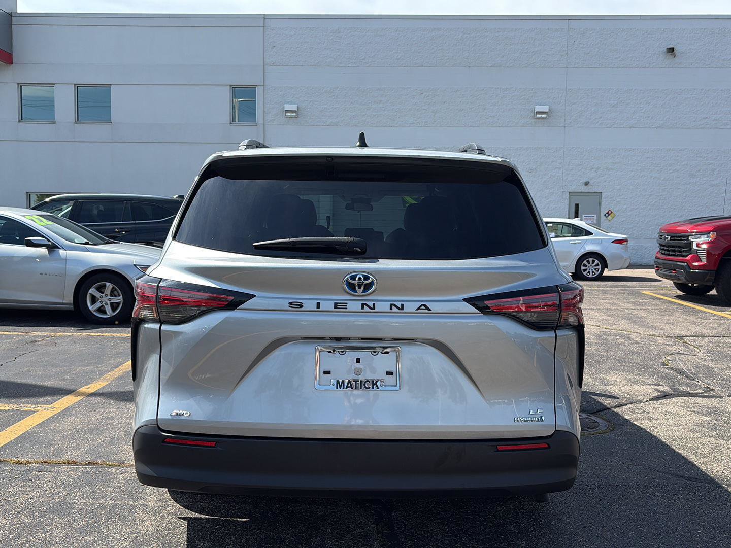 Used 2022 Toyota Sienna LE AWD/4WD image 26