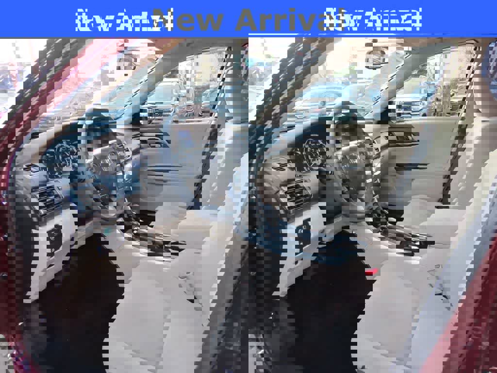 Used 2013 Honda Accord LX image 2