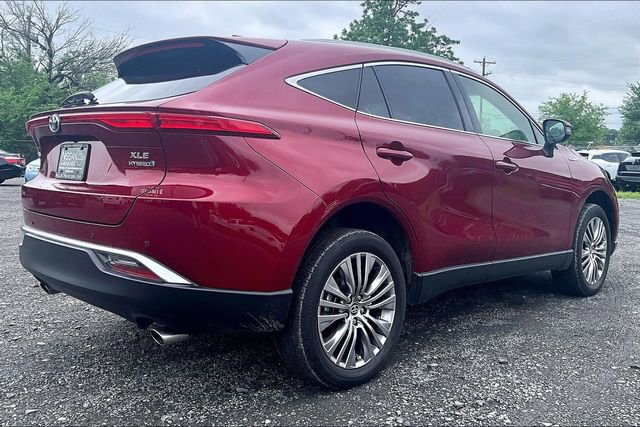 Used 2021 Toyota Venza XLE w/ Softex Package image 6