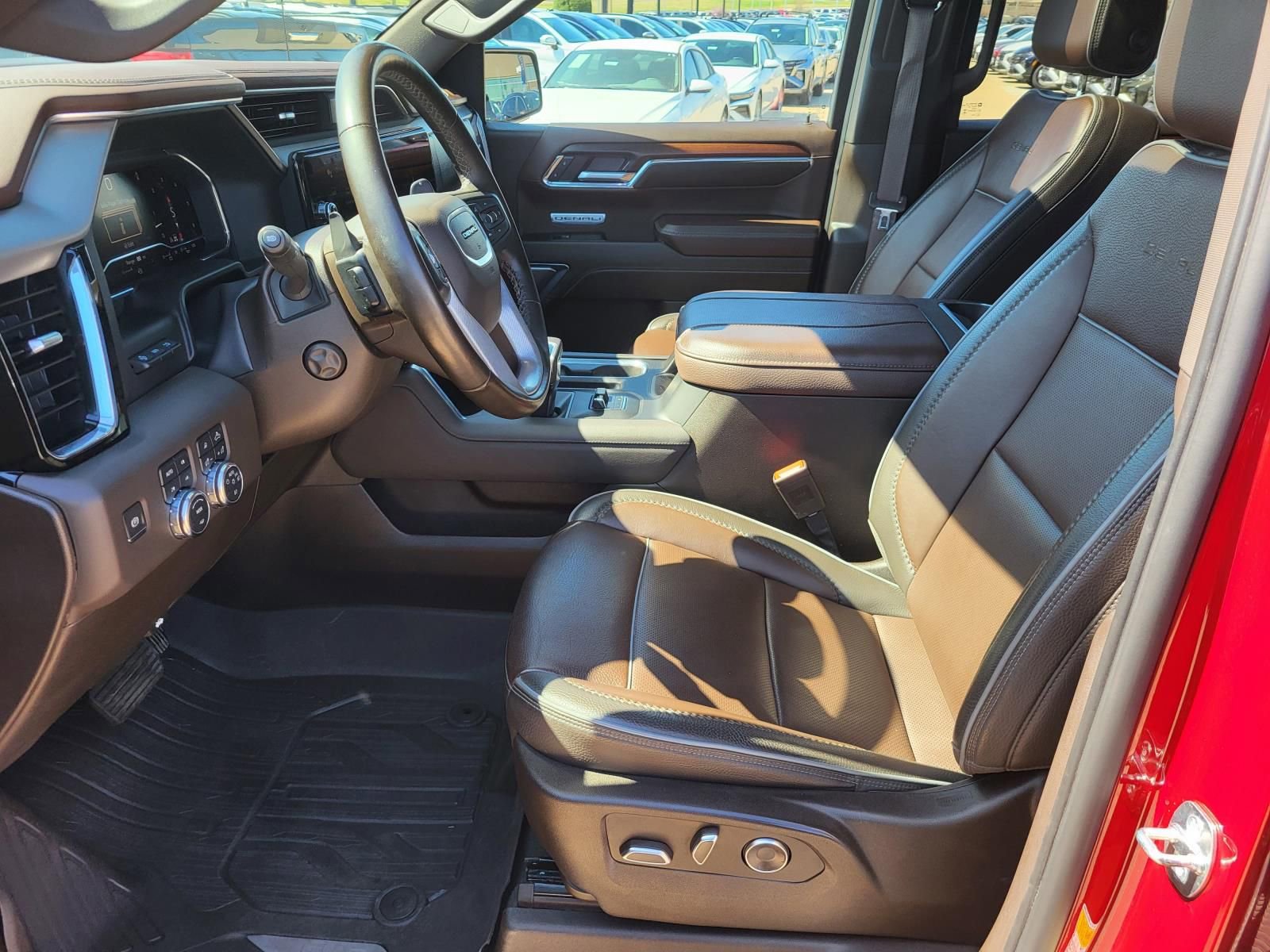 Used 2024 GMC Sierra 1500 Denali w/ Denali Reserve Package image 18