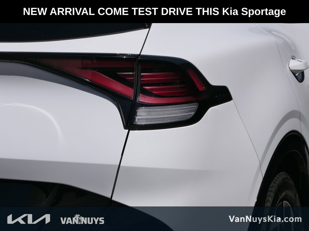 Used 2023 Kia Sportage SX image 4