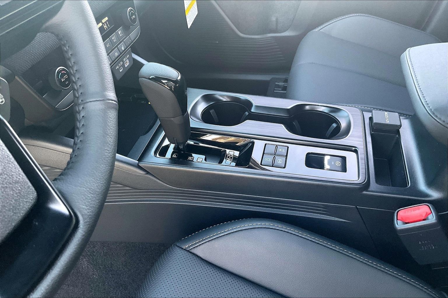 New 2026 Subaru Outback Limited image 8