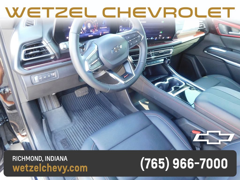 Used 2025 Chevrolet Traverse Z71 w/ Driver Confidence Package AWD/4WD image 14