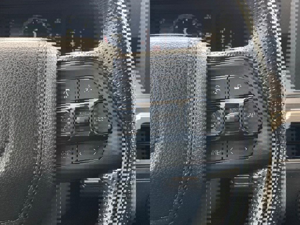 Used 2024 Toyota Tacoma SR5 RWD image 18