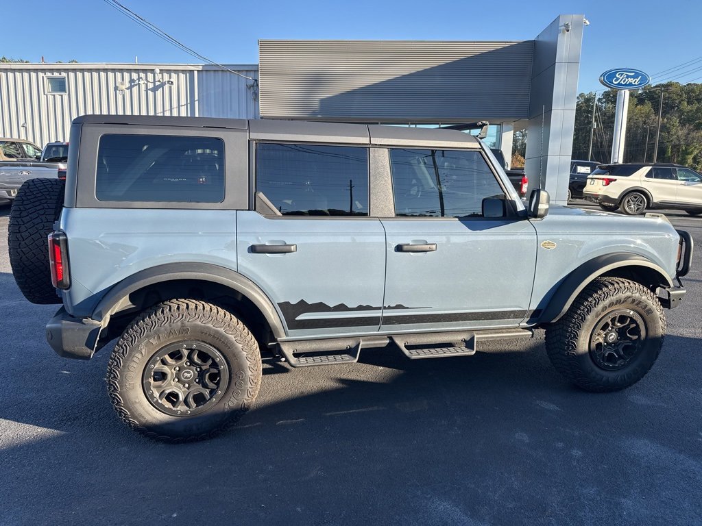 Used 2023 Ford Bronco Wildtrak image 8