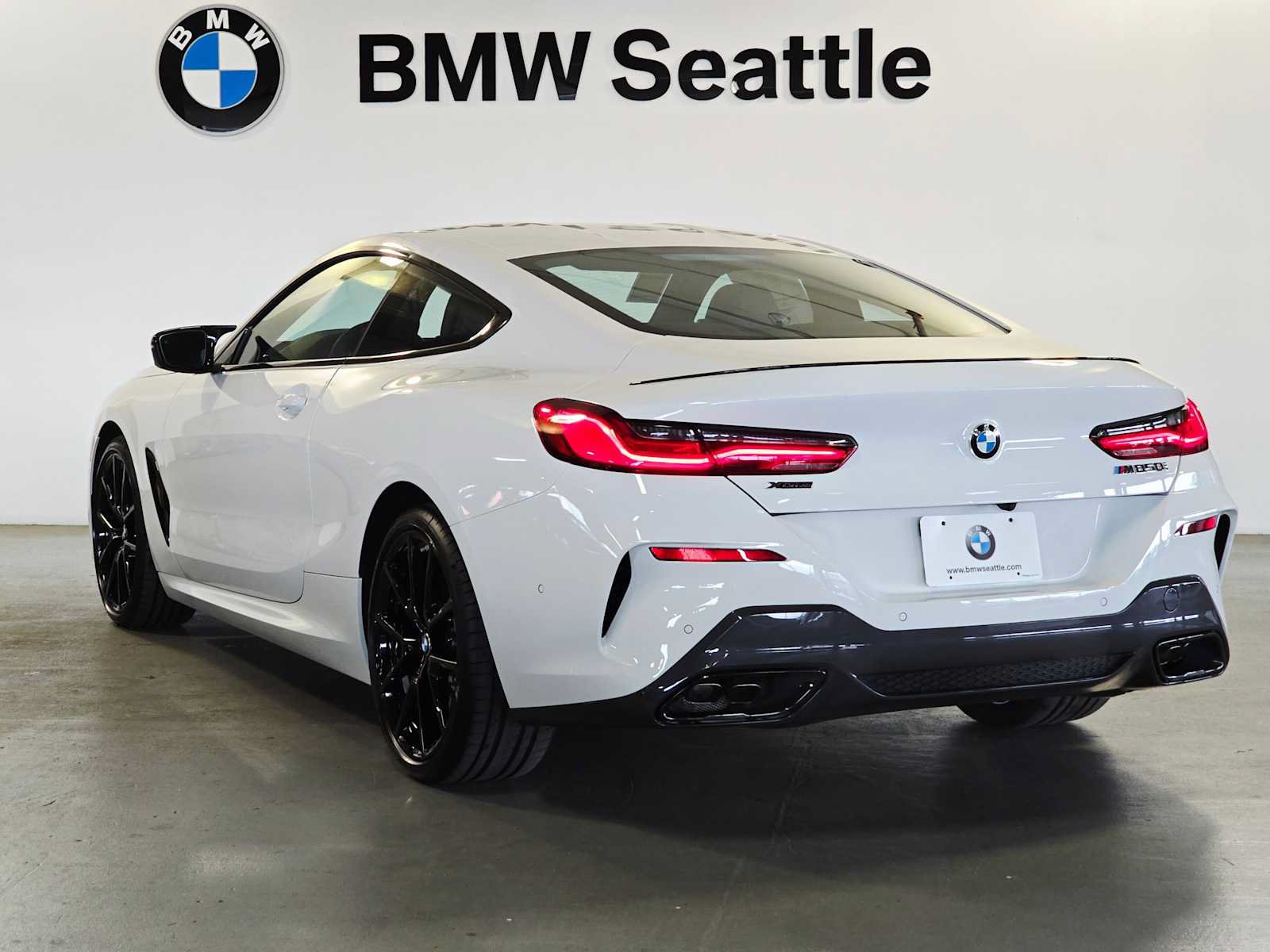 New 2026 BMW M850i xDrive Coupe AWD/4WD image 4