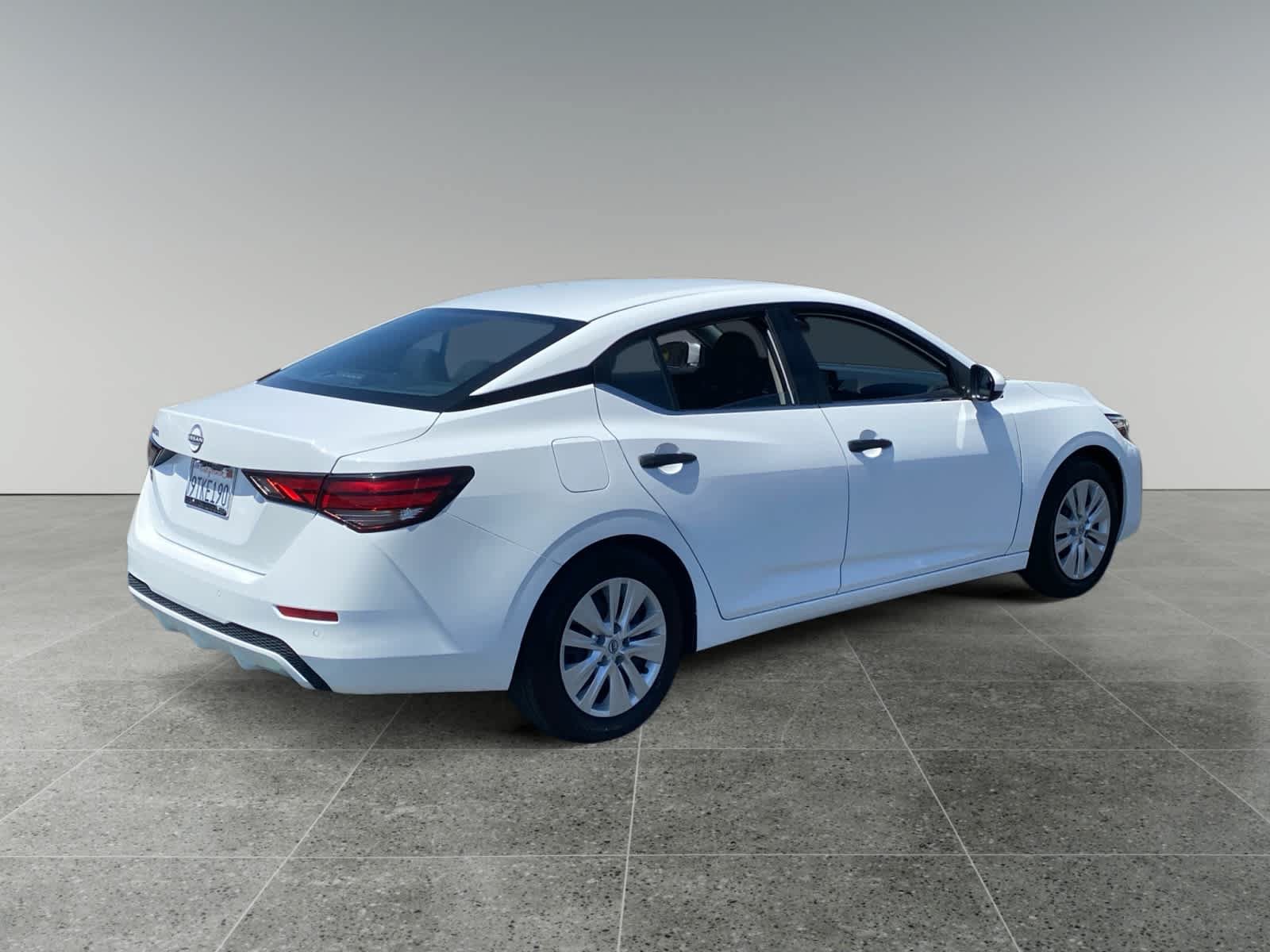 Used 2025 Nissan Sentra S FWD image 5