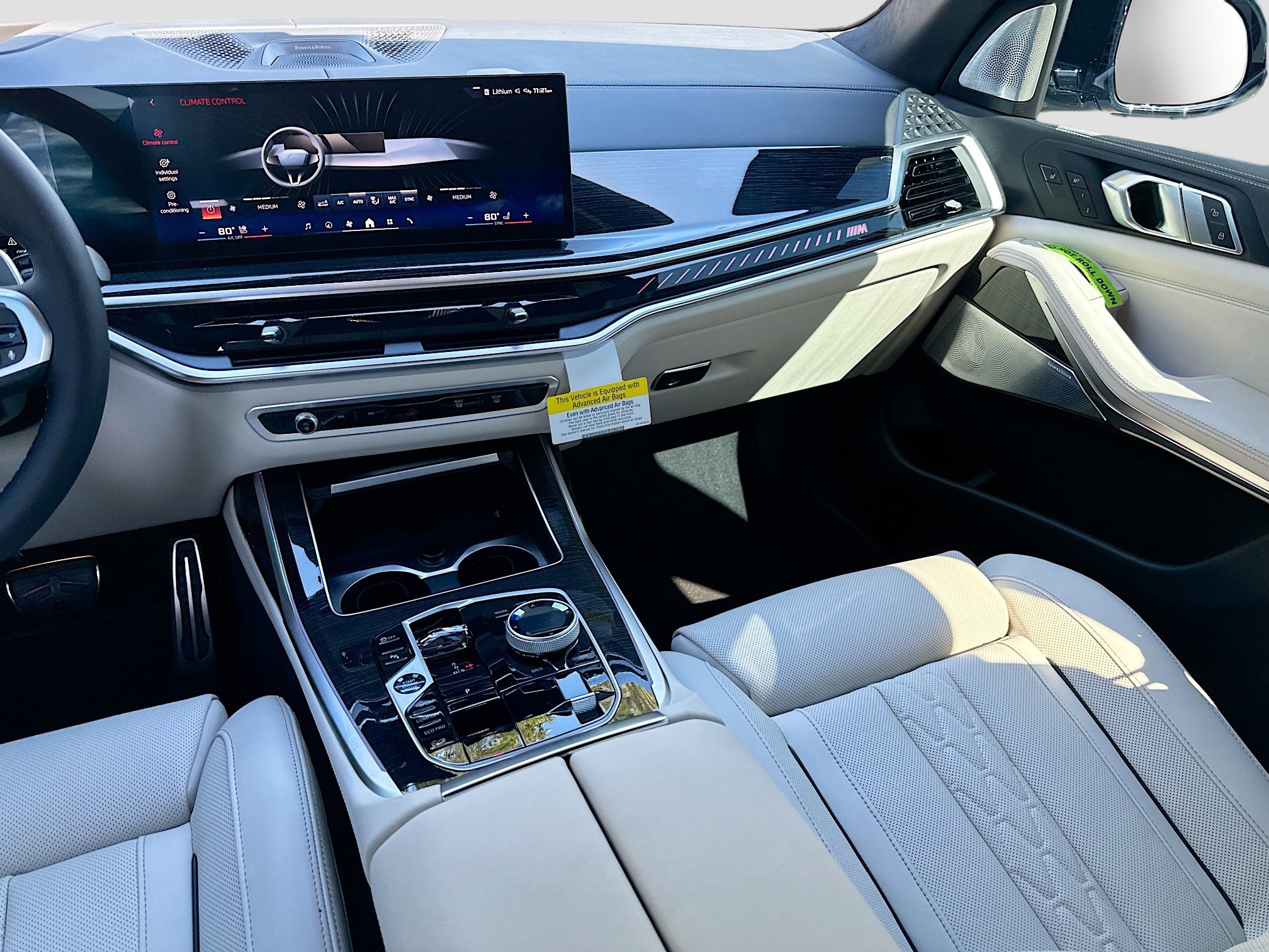 New 2026 BMW X7 M60i image 18